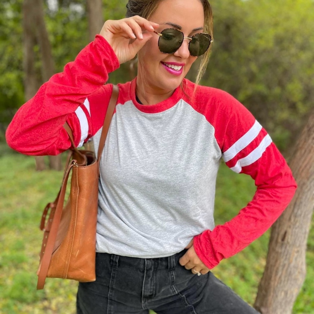 Long sleeve tee shirt